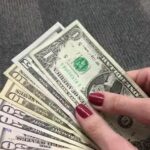 Dólar a R$&hellip;
